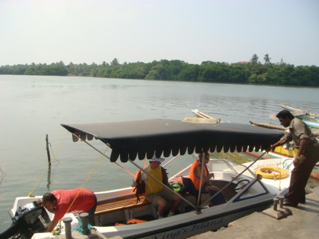 Randi Homestay In Negombo Exterior foto